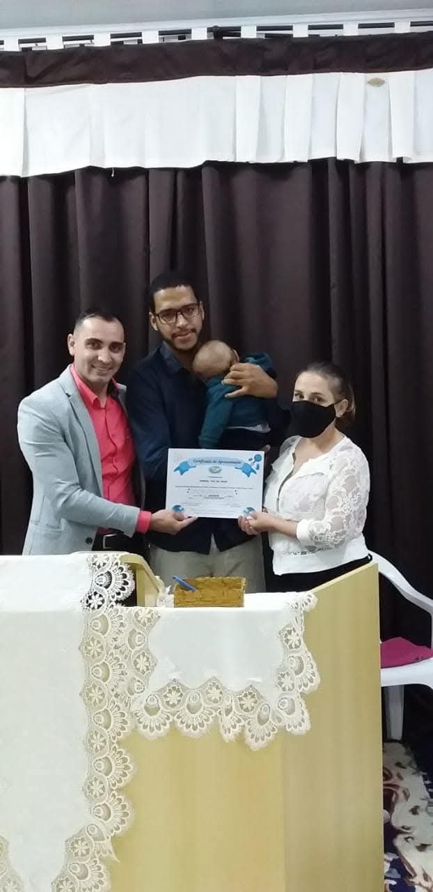 APRESENTAÇÃO DE CRIANÇA