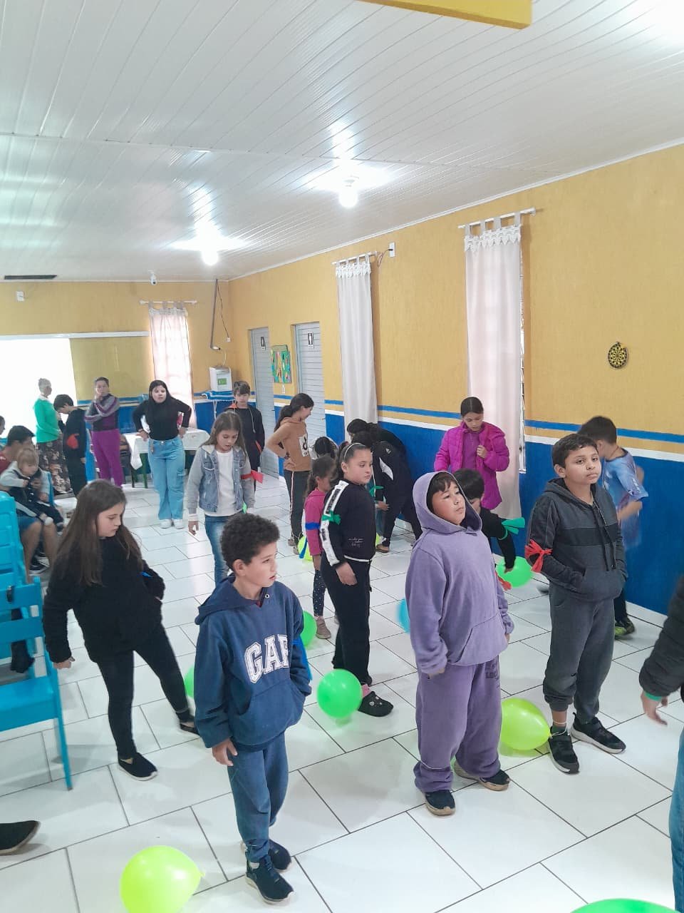 GINCANA COM AS CRIANÇAS EM RIO NEGRO